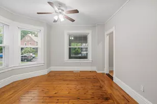 44 Glen St, Holyoke, MA 01040 - Photo 7