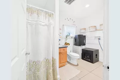 22 Emerson, Lynn, MA 01902 - Photo 5