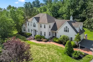 2 Blackthorne Ln, Norwell, MA 02061 - Photo 1