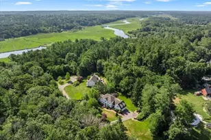 2 Blackthorne Ln, Norwell, MA 02061 - Photo 3