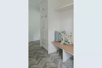 21 Wellesley Ave, Wellesley, MA 02482 - Photo 15