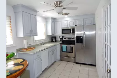 170 Carey Cir, Stoughton, MA 02072 - Photo 3