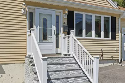 39 Sunflower Rd, Holbrook, MA 02343 - Photo 3