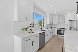 5 Vassall St, Quincy, MA 02170 - Photo 7