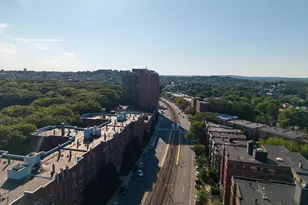 1933 Commonwealth Ave, Boston, MA 02135 - Photo 27