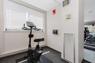 1933 Commonwealth Ave, Boston, MA 02135 - Photo 21