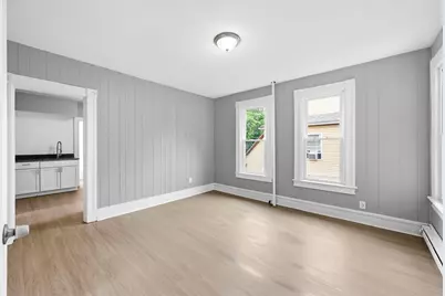 29 Yale St, Springfield, MA 01109 - Photo 17