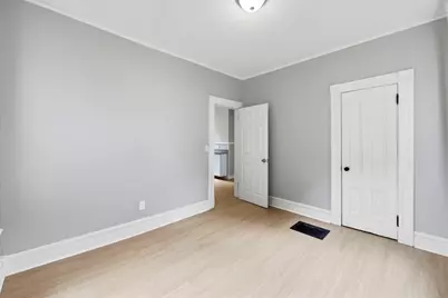 29 Yale St, Springfield, MA 01109 - Photo 15