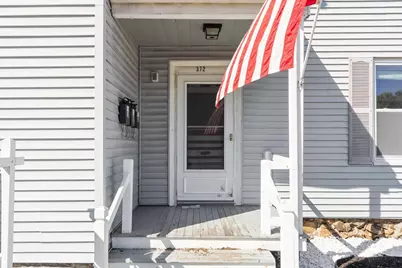 372 Cabot St #1, Beverly, MA 01915 - Photo 3