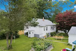 56 Hathaway Rd, Dartmouth, MA 02747 - Photo 31