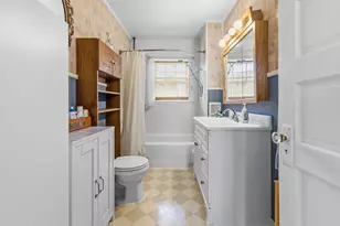 56 Hathaway Rd, Dartmouth, MA 02747 - Photo 5