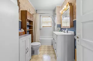 56 Hathaway Rd, Dartmouth, MA 02747 - Photo 5