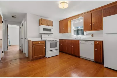 10 Emelia Terrace, Boston, MA 02132 - Photo 3