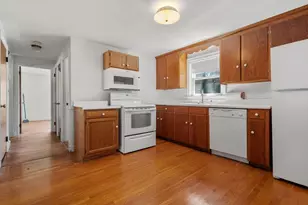 10 Emelia Terrace, Boston, MA 02132 - Photo 3