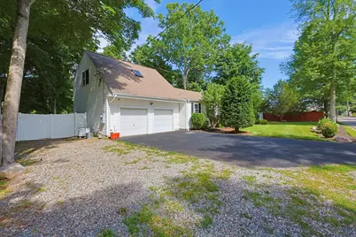 333 Union Street, Millis, MA 02054 - Photo 3
