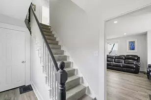 7 Cherry St, Southborough, MA 01745 - Photo 11