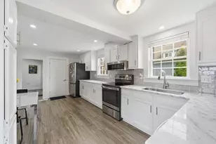7 Cherry St, Southborough, MA 01745 - Photo 3