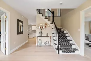1 Preston Cir, Andover, MA 01810 - Photo 3
