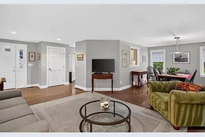 8 Elizabteh Circle #8, Mashpee, MA 02649 - Photo 5