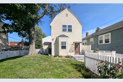 35 Francis St, Everett, MA 02149 - Photo 1