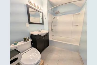 35 Francis St, Everett, MA 02149 - Photo 17