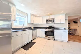 35 Francis St, Everett, MA 02149 - Photo 3