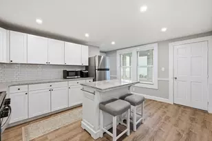220 University Ave, Lowell, MA 01854 - Photo 5