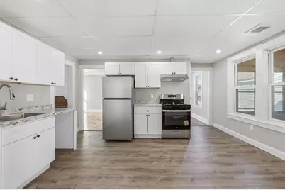 220 University Ave, Lowell, MA 01854 - Photo 23