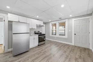 220 University Ave, Lowell, MA 01854 - Photo 21