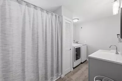 220 University Ave, Lowell, MA 01854 - Photo 17