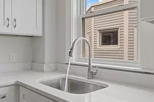 16 Leslie St, Boston, MA 02122 - Photo 5
