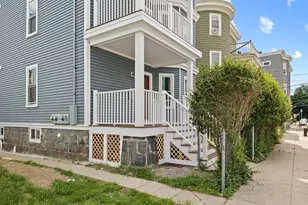 16 Leslie St, Boston, MA 02122 - Photo 17