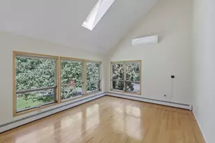 15 Ladyslipper Cir, Amherst, MA 01002 - Photo 11