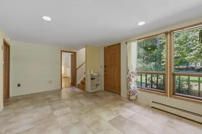 15 Ladyslipper Cir, Amherst, MA 01002 - Photo 5