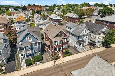 27 Peirce Ave, Everett, MA 02149 - Photo 33