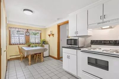 64 Heywood Ave, Melrose, MA 02176 - Photo 21