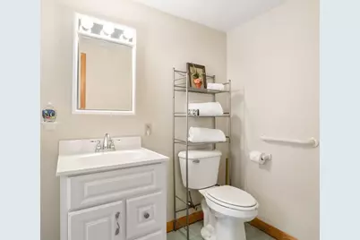 64 Heywood Ave, Melrose, MA 02176 - Photo 27