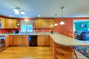 11 Hyland Ave, Leicester, MA 01524 - Photo 3