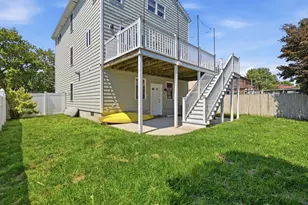 53 Osborne St, New Bedford, MA 02740 - Photo 3