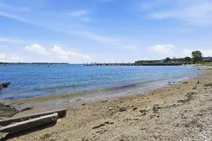 53 Osborne St, New Bedford, MA 02740 - Photo 15