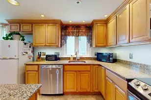 3 Fairview Ave, Natick, MA 01760 - Photo 7