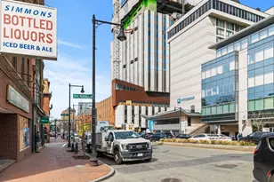 19 S Russell St, Boston, MA 02114 - Photo 25