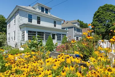 242 Beacon St, Lowell, MA 01850 - Photo 37