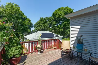 242 Beacon St, Lowell, MA 01850 - Photo 35