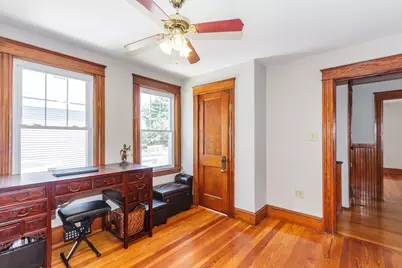 242 Beacon St, Lowell, MA 01850 - Photo 25