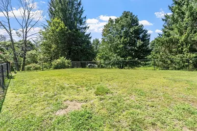 397 Pleasant St, Barre, MA 01005 - Photo 31