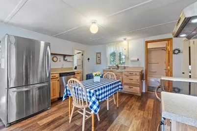 397 Pleasant St, Barre, MA 01005 - Photo 7