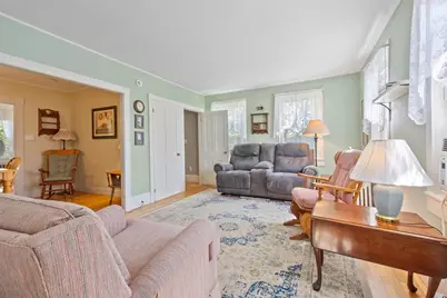 397 Pleasant St, Barre, MA 01005 - Photo 11