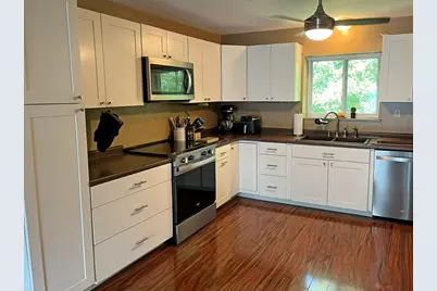 5455 N Main St #17E, Fall River, MA 02720 - Photo 5