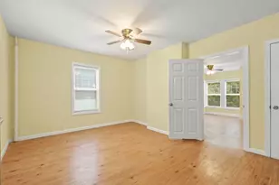 10 Cottage St, North Attleboro, MA 02760 - Photo 9